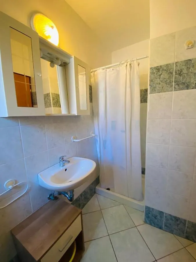 Trapan Apartment 풀라 크로아티아